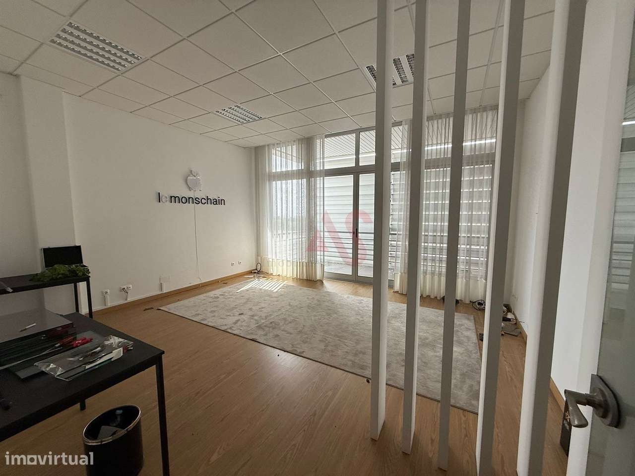 Escritório em Ermesinde, Valongo com 2 lugares de estacionamento para - Grande imagem: 5/12