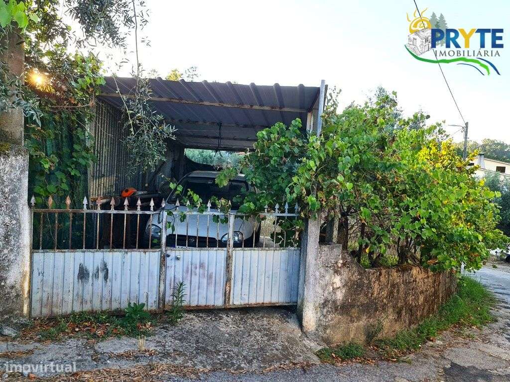 Pequena propriedade a poucos quilómetros da Sertã (Castelo Velho) - Grande imagem: 4/43