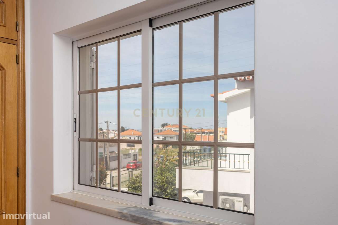 Moradia de 6 assoalhadas em lote de 500 m2-28