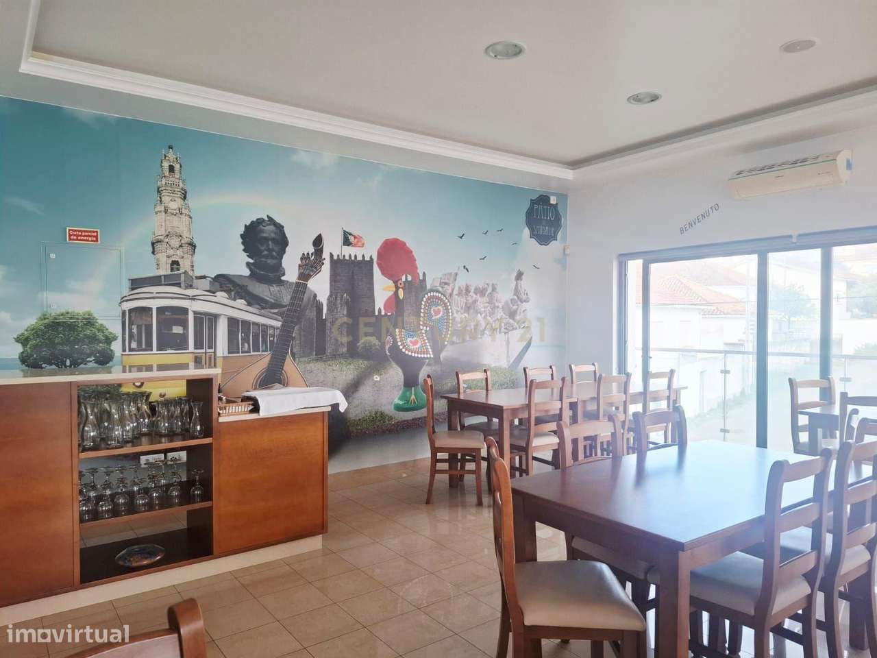 Café em Paço da Comenda com Acesso Direto e Espaço Aberto-8