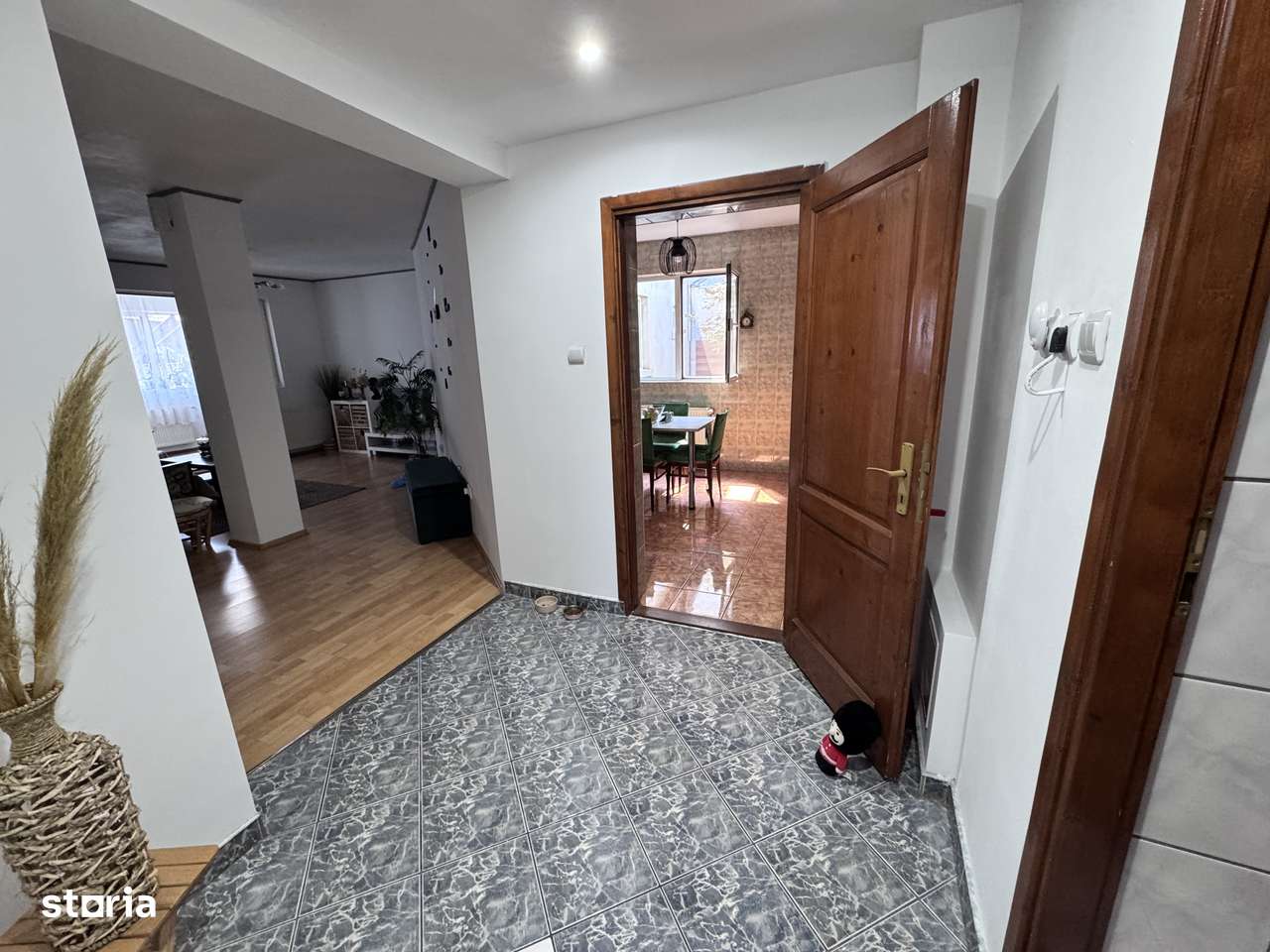 Casă individuală S+P+1+M pe teren de 837 mp – deschidere la 2 străzi - Imagine principală: 5/20