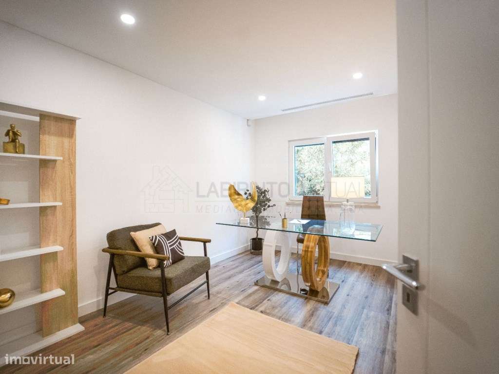 Vende-se magnifica Moradia V4, na Herdade da Aroeira - Charneca da ...-13