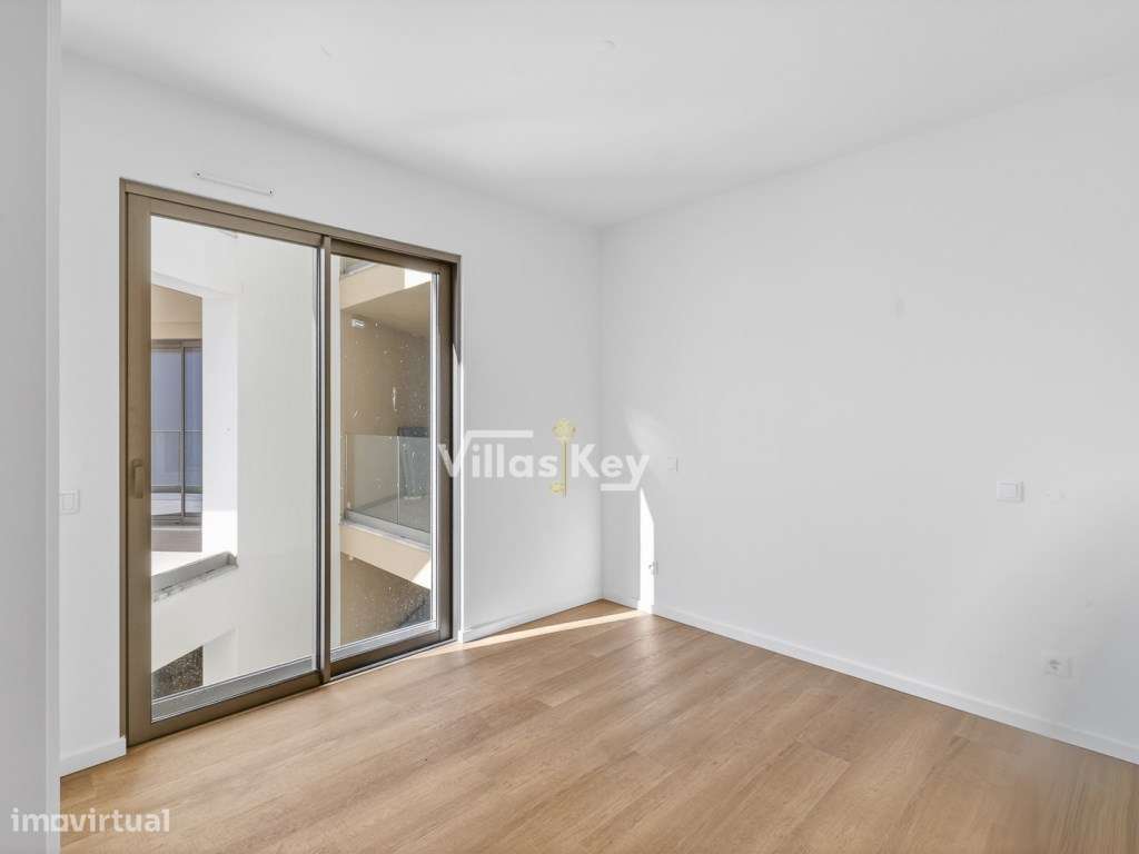 Apartamento T1 situado no centro de Alvor-9