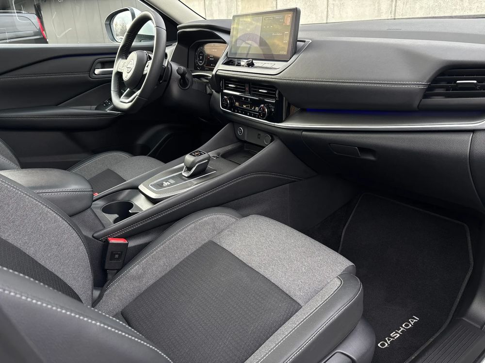 Nissan Qashqai Pakiet technologiczny + dach panoramiczny