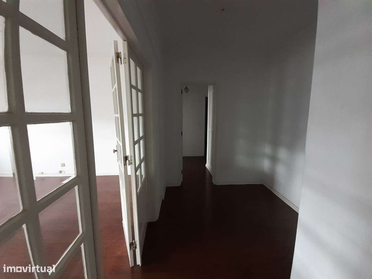 T3 no centro do Barreiro com terraço - Grande imagem: 3/24