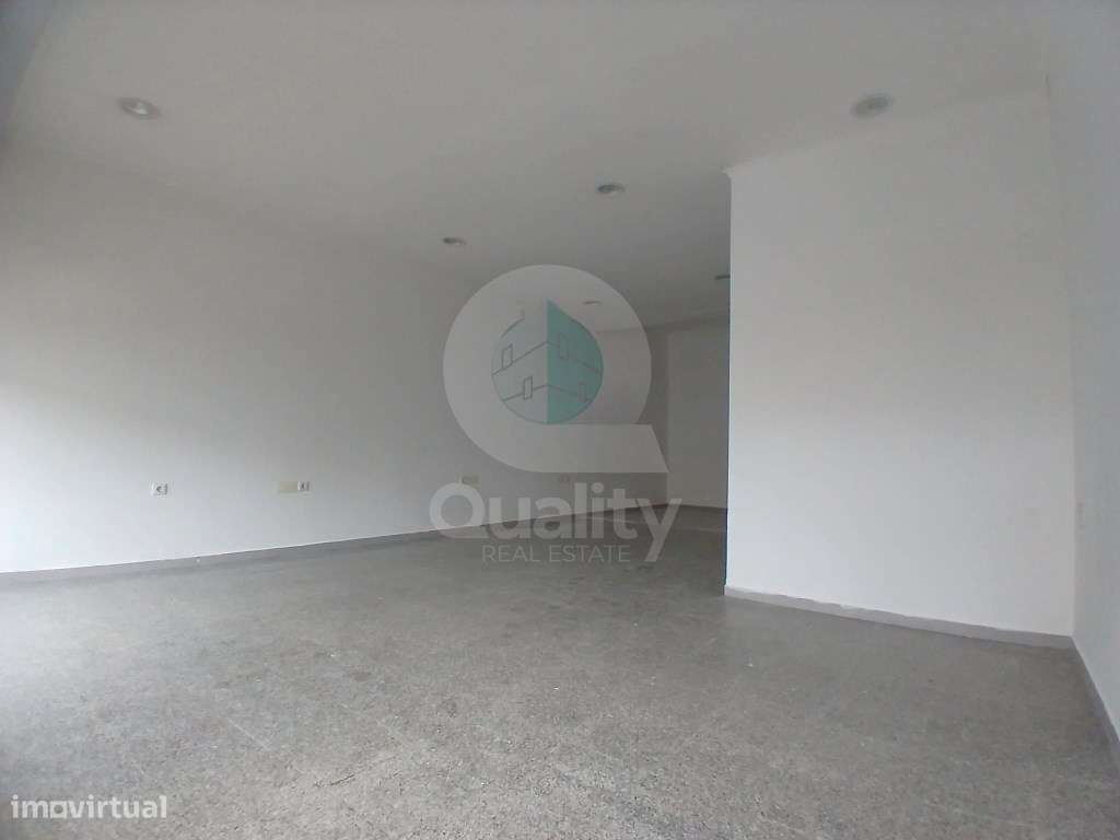 Estabelecimento comercial numa zona Privilegiada do Barreiro - Grande imagem: 5/10