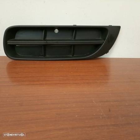 Grelha De Para-Choques Skoda Roomster (5J) - 5