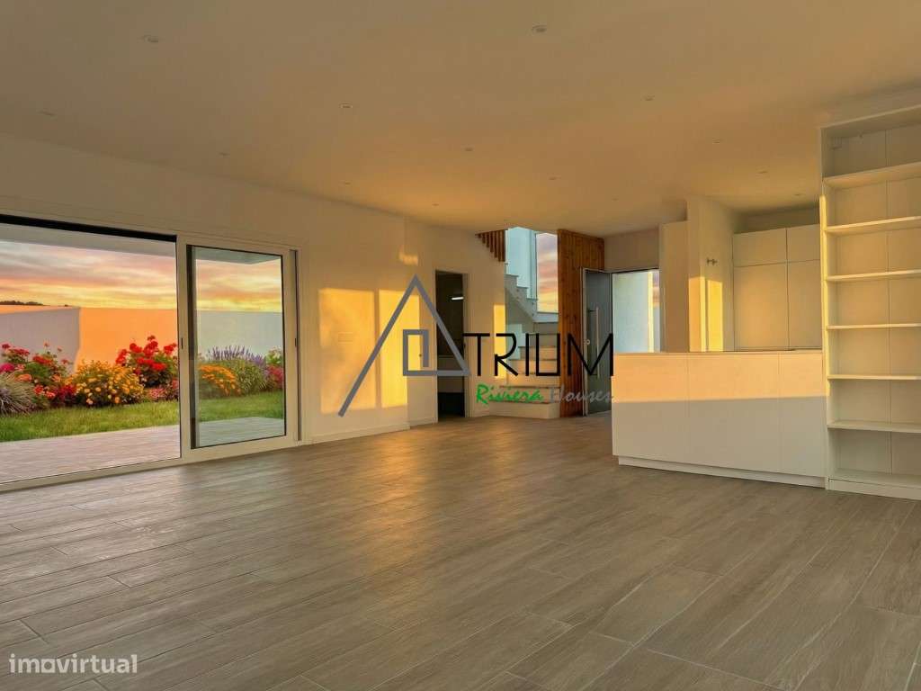 Moradia isolada T3, nova, com jardim.-8