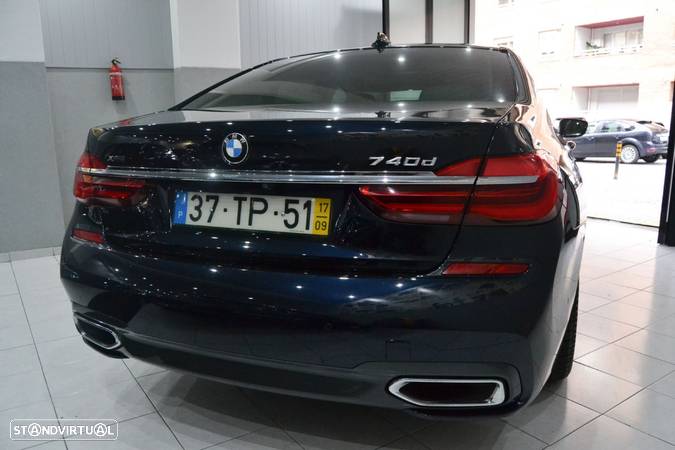 BMW 740 d xDrive Pack M - 7