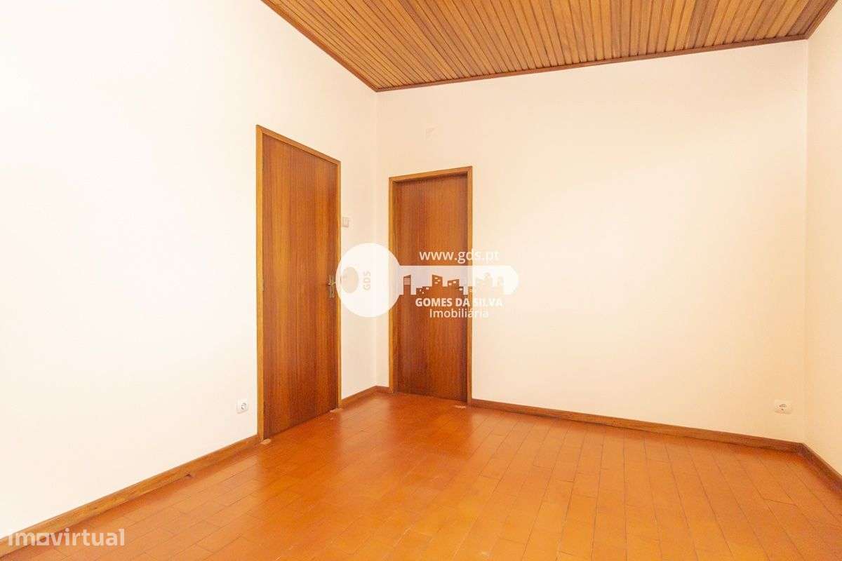 Moradia individual em Nogueiró c/2.500m2-34