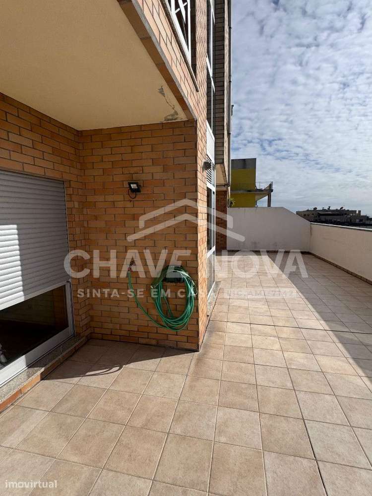 PS - Apartamento T2 58m2 de Terraço e Garagem Box- S. Felix da Marinha - Grande imagem: 5/23