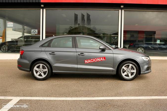 Audi A3 Limousine 1.6 TDI Design S tronic - 10