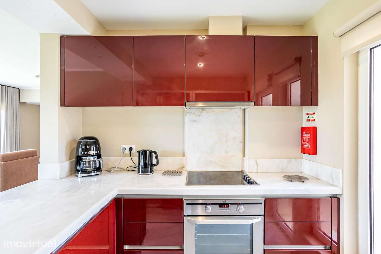 Conforto e Exclusividade: Moradia em Condomínio Privado-13