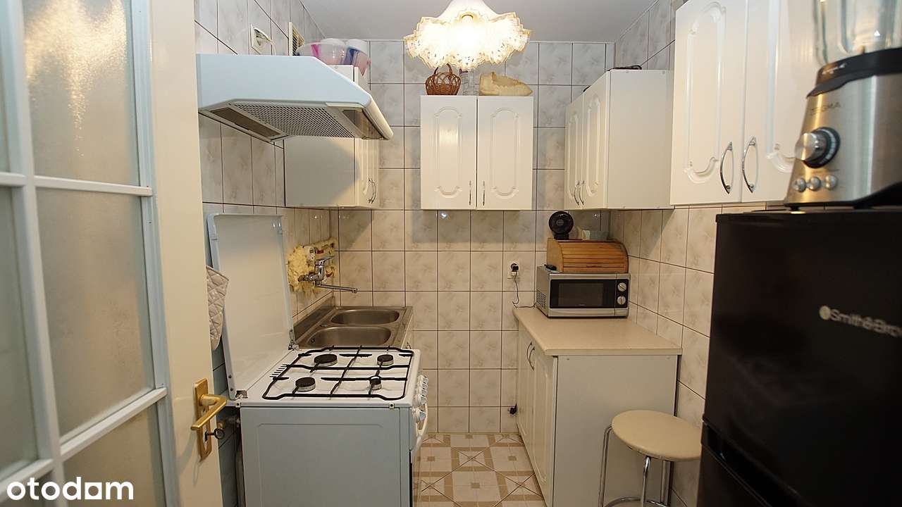 W Centrum miasta Płocka 2 pokojowe mieszkania poleca się do sprzedaży!-3