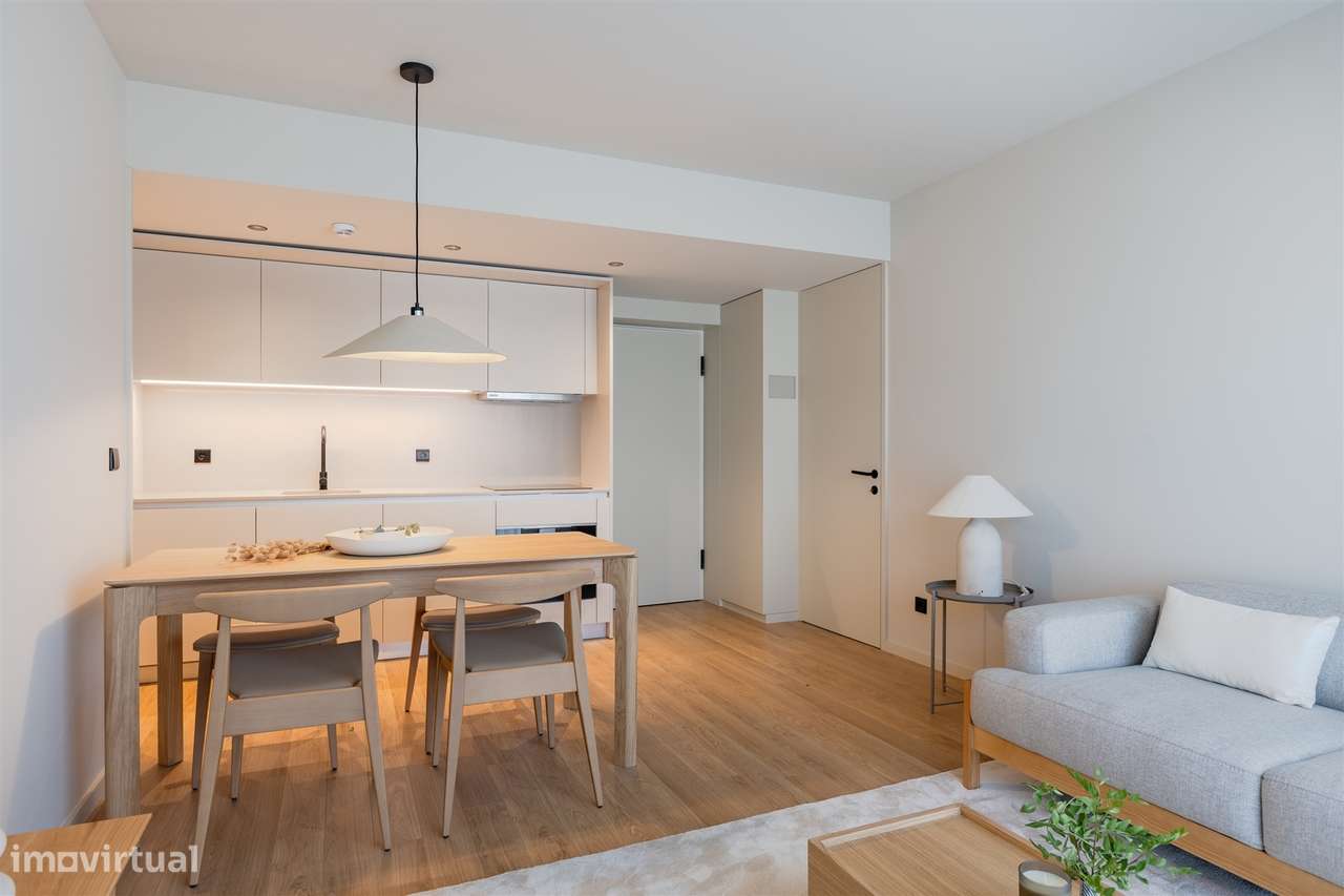 T2 Av República Gaia | T2 Santa Marinha Afurada | T2 Novo LYNQ-9