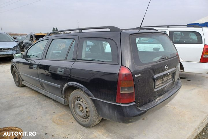Lampa stop dreapta pe aripa Opel Astra G  [din 1998 pana  2009] seria wagon 5-usi 1.7 CDTi MT (80 h - 6