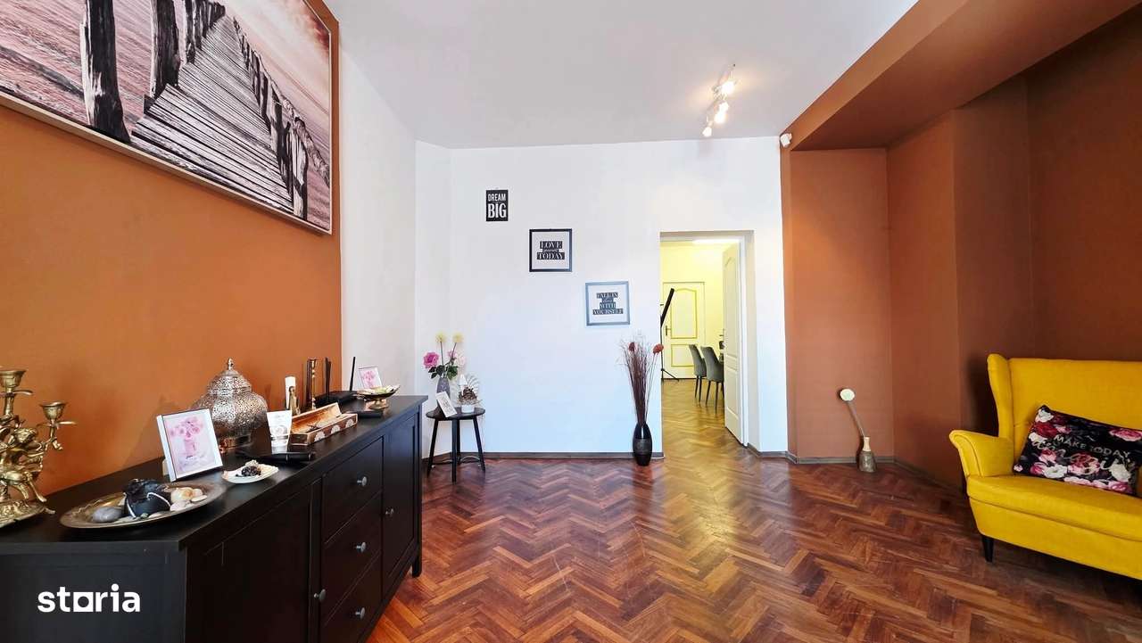 Vand apartament la casa zona centrala-5