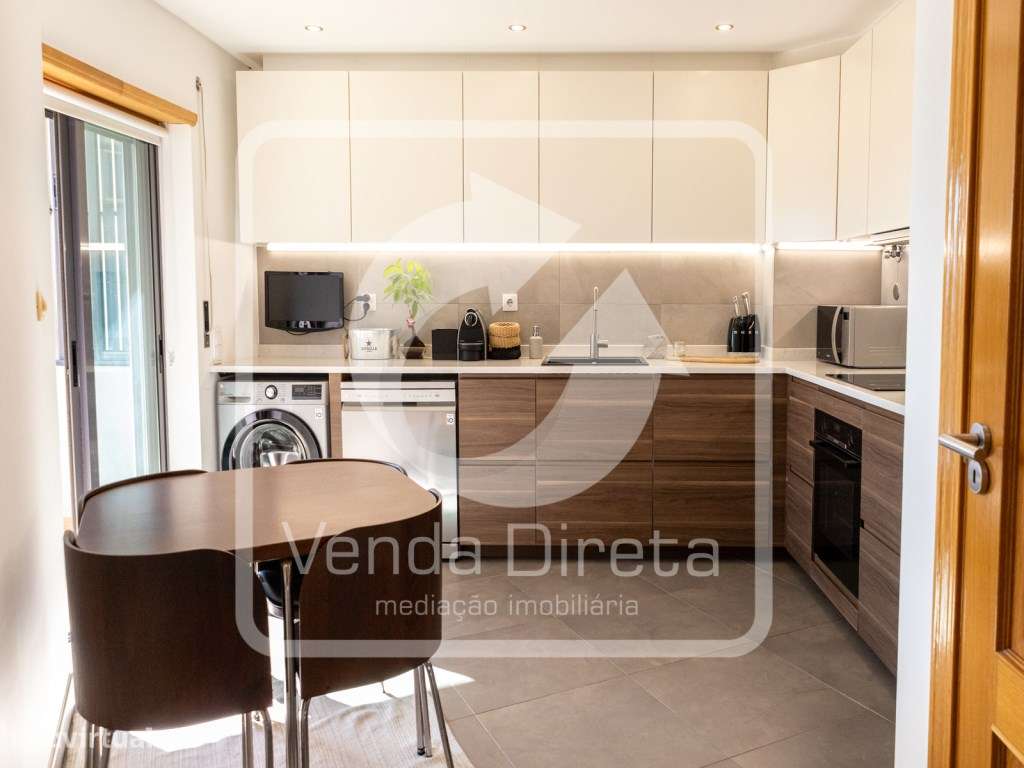 Apartamento T3 em Setúbal com box e vista para Serra da Arrábida-11
