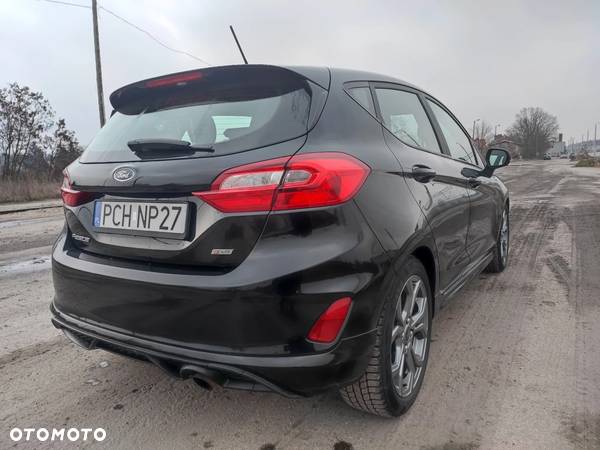 Ford Fiesta - 13