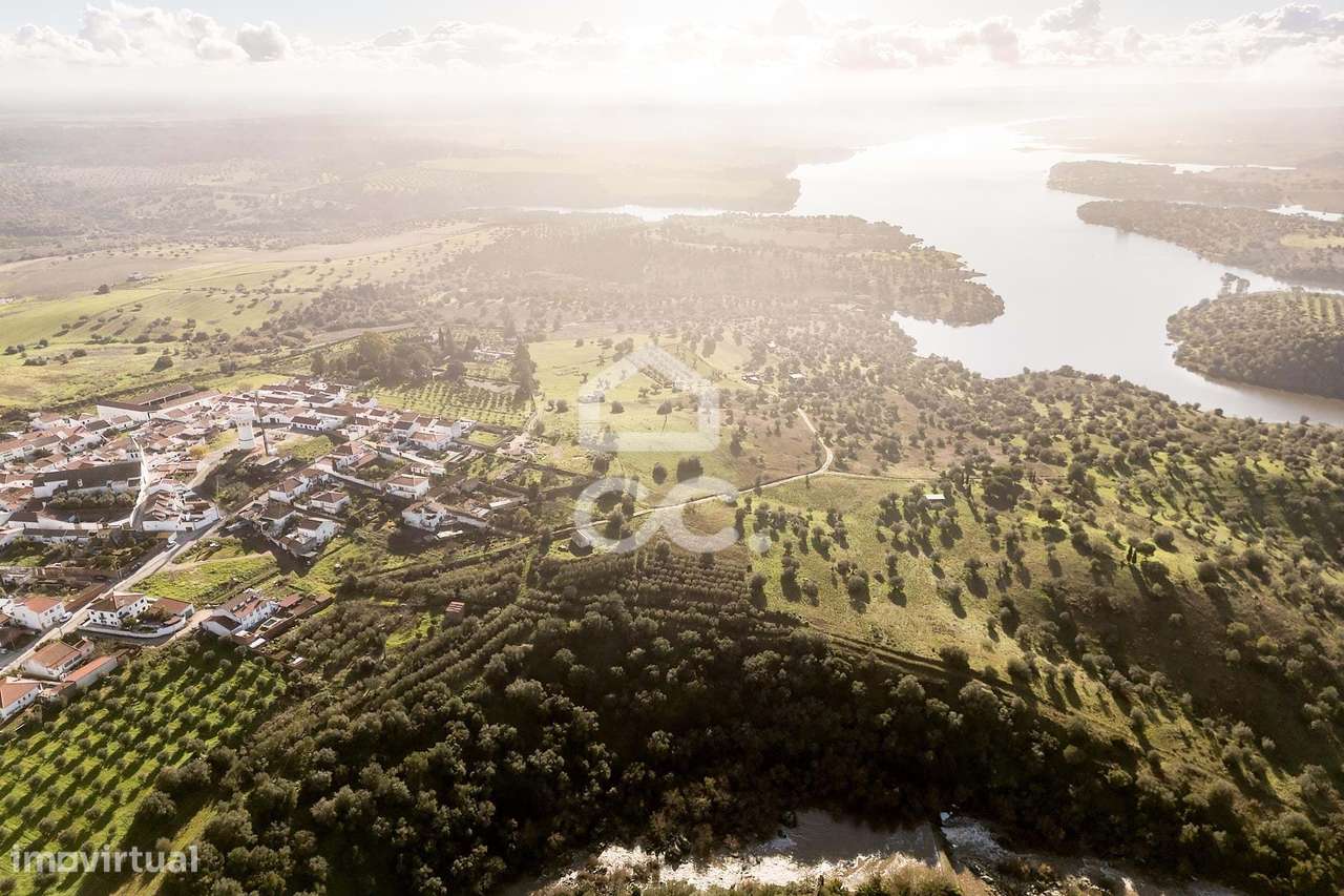 Moradia T5 c/ Espaço Exterior, Garagem e Terraço | Torrão, Alcácer do-51