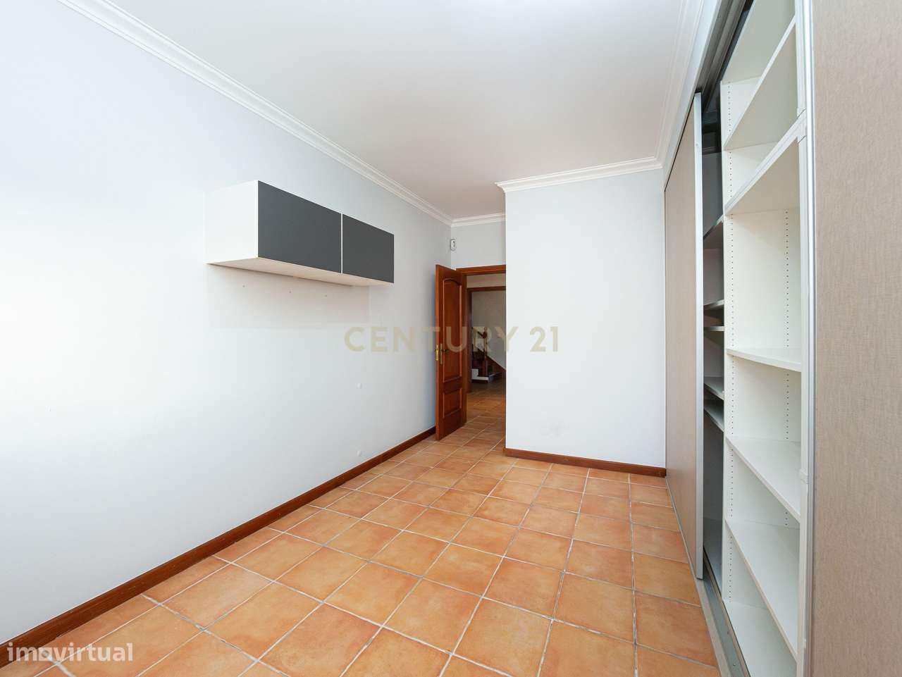 Urbanização Casa Nova Romeirão - Moradia T4 geminada-12