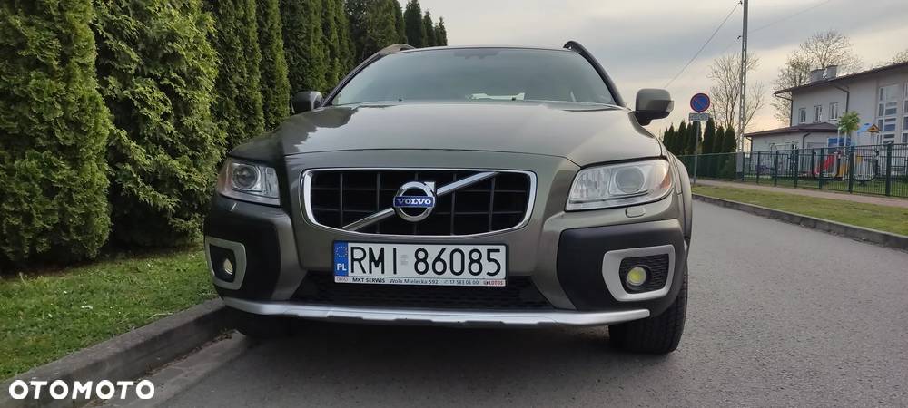 Volvo XC 70 D5 AWD Summum - 4