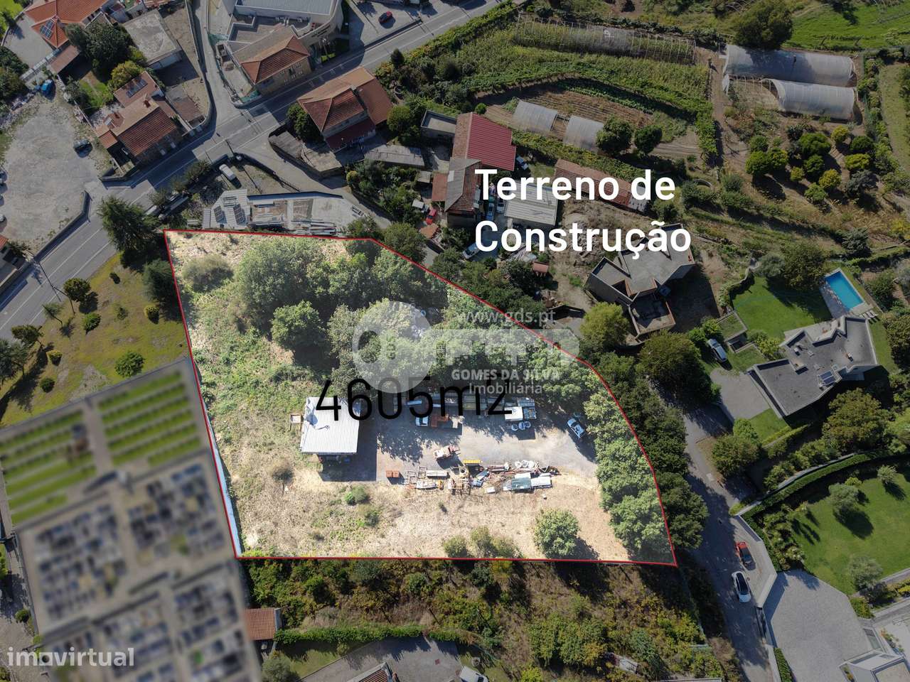 Terreno Urbano com 4605m2 em Esporões-3