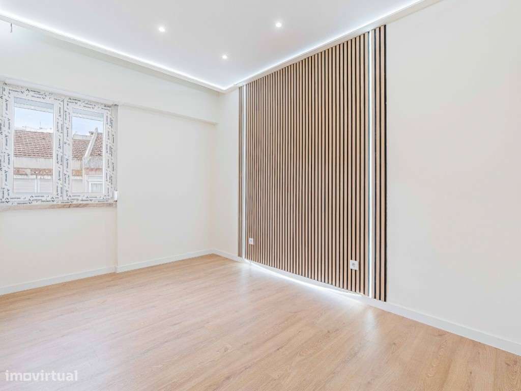 T3 Totalmente Remodelado - Avenida D. José I, Amadora-36