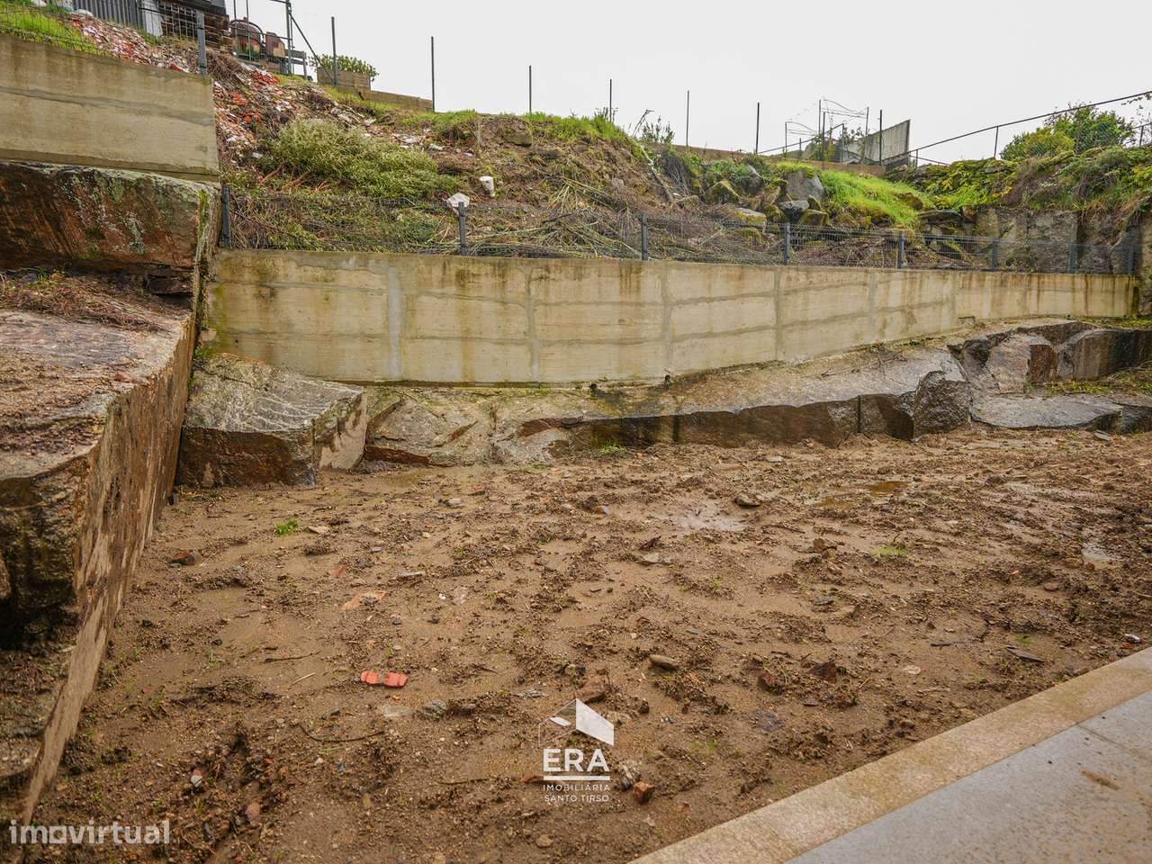 Moradia V3 com piscina em Roriz, Santo Tirso-37