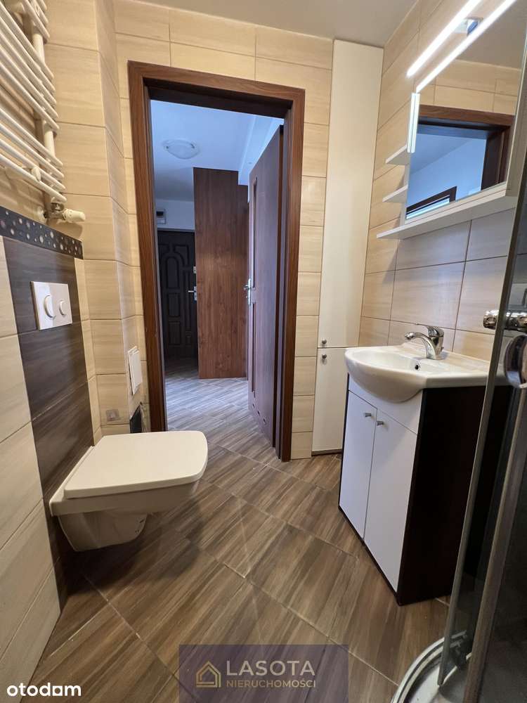 Słoneczne 3 pokojowe mieszkanie w Centrum Miasta-14