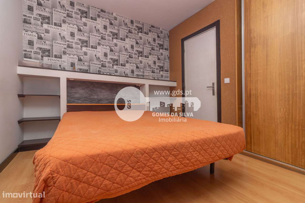 Moradia T3+1 com Espaços Comerciais – Ideal para Viver e Investir-26