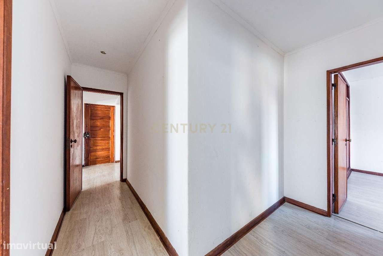 Apartamento T3 para Venda nas Fontaínhas - Cascais - Grande imagem: 4/40