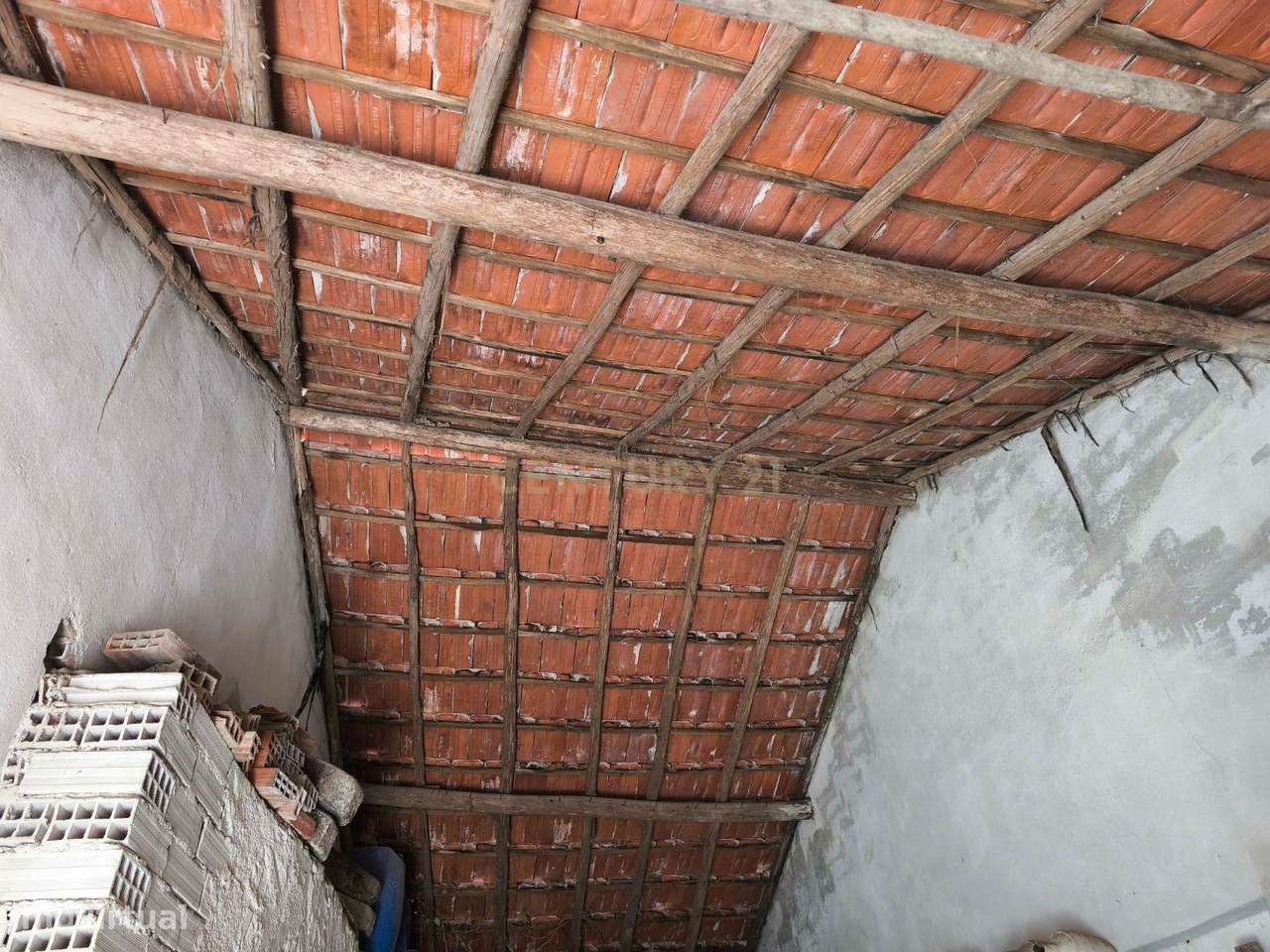 Arrecadação com Potencial de Transformação em Alojamento Local, Vila C - Grande imagem: 5/9