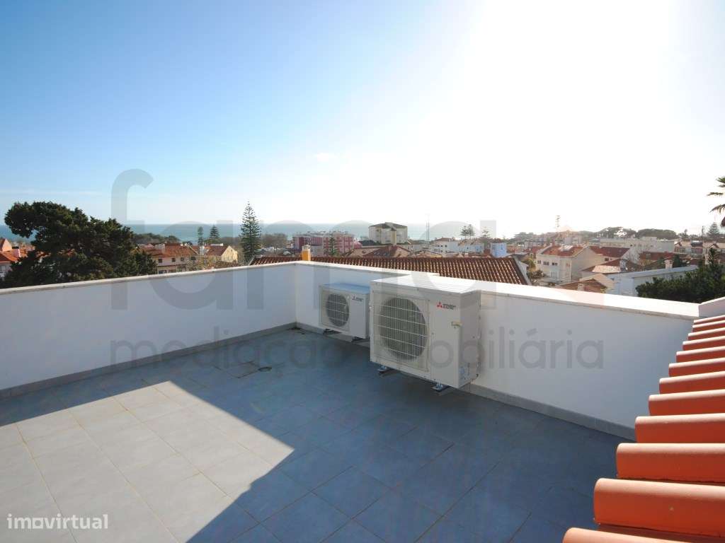 T3 Duplex com terraço centro da Parede-47
