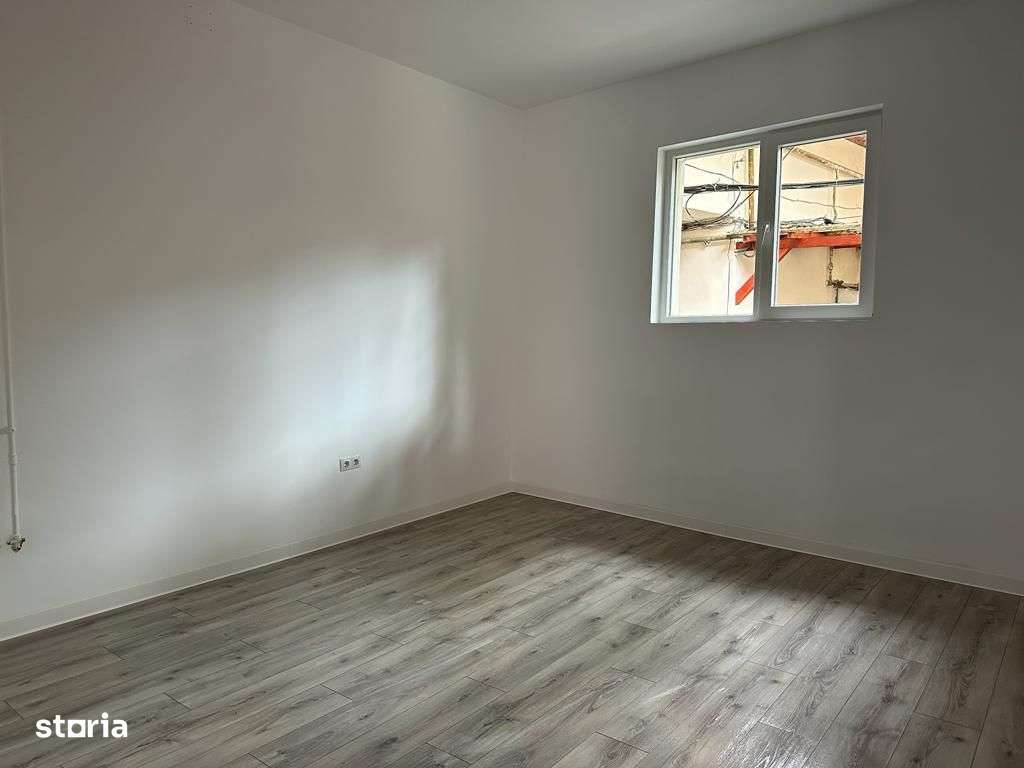 Central - Spatiu comercial/ birouri- Strada Borsos Tamas - Imagine principală: 2/8