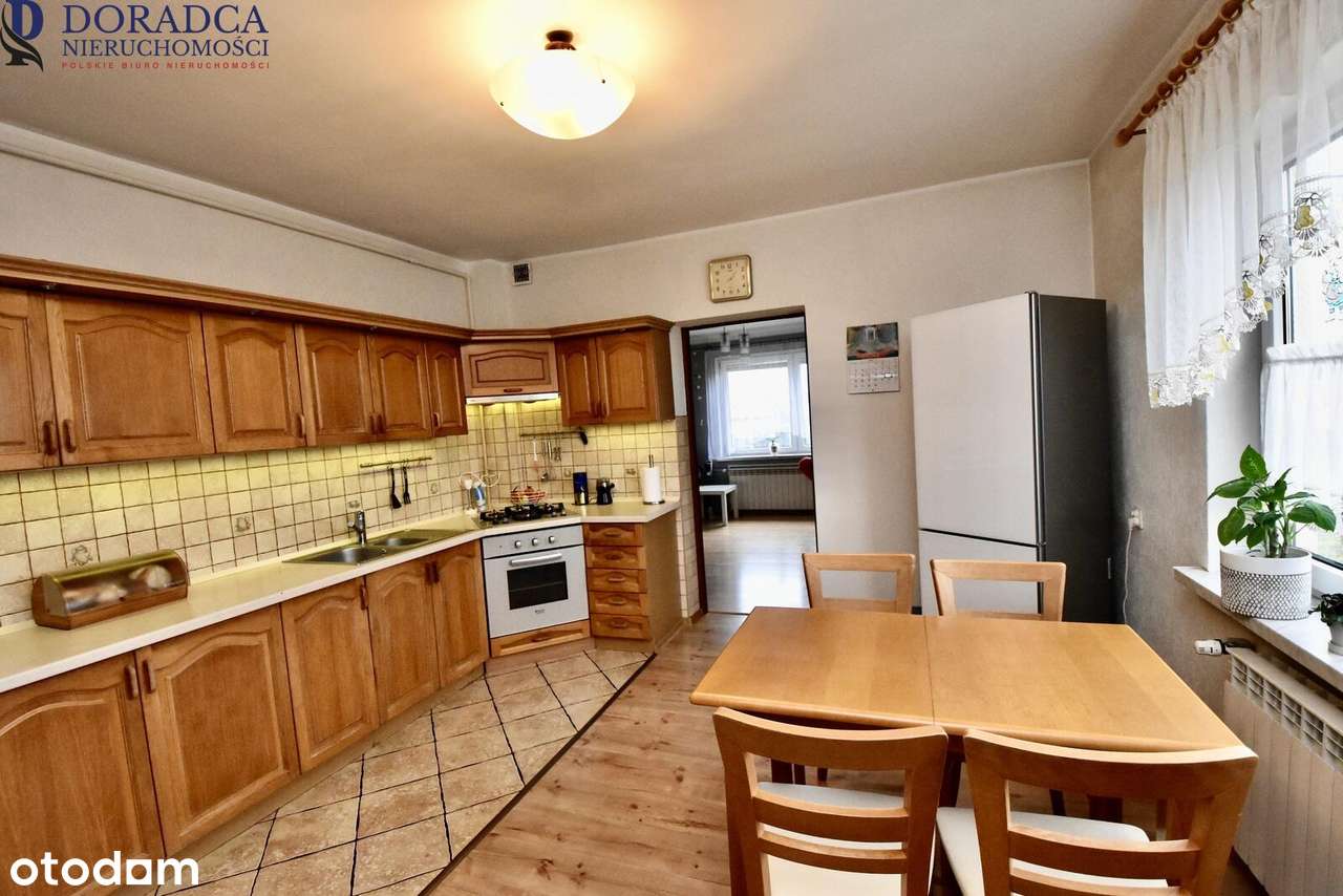 Ładny dom w Przeciszowie.-11