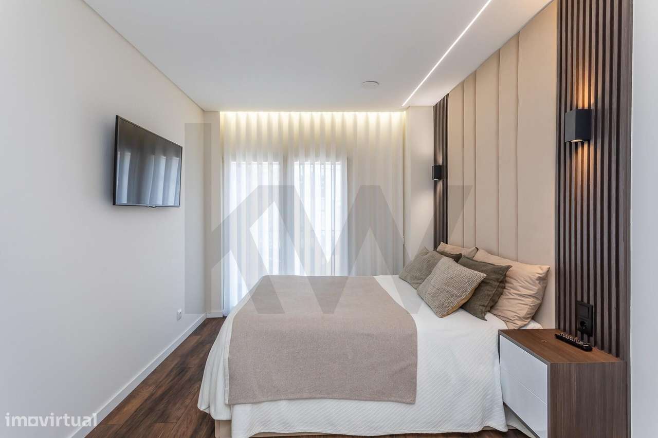 Excelente T2 de 2024 no Riverside Residence-16