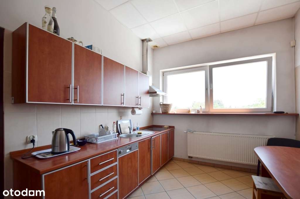 Samodzielna nieruchomość magazynowo-biurowa-6