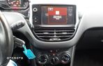 Peugeot 2008 1.2 Pure Tech GPF Style - 24