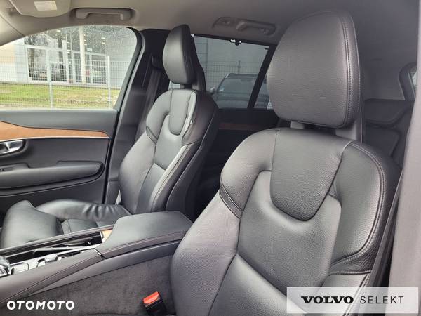 Volvo XC 90 - 20