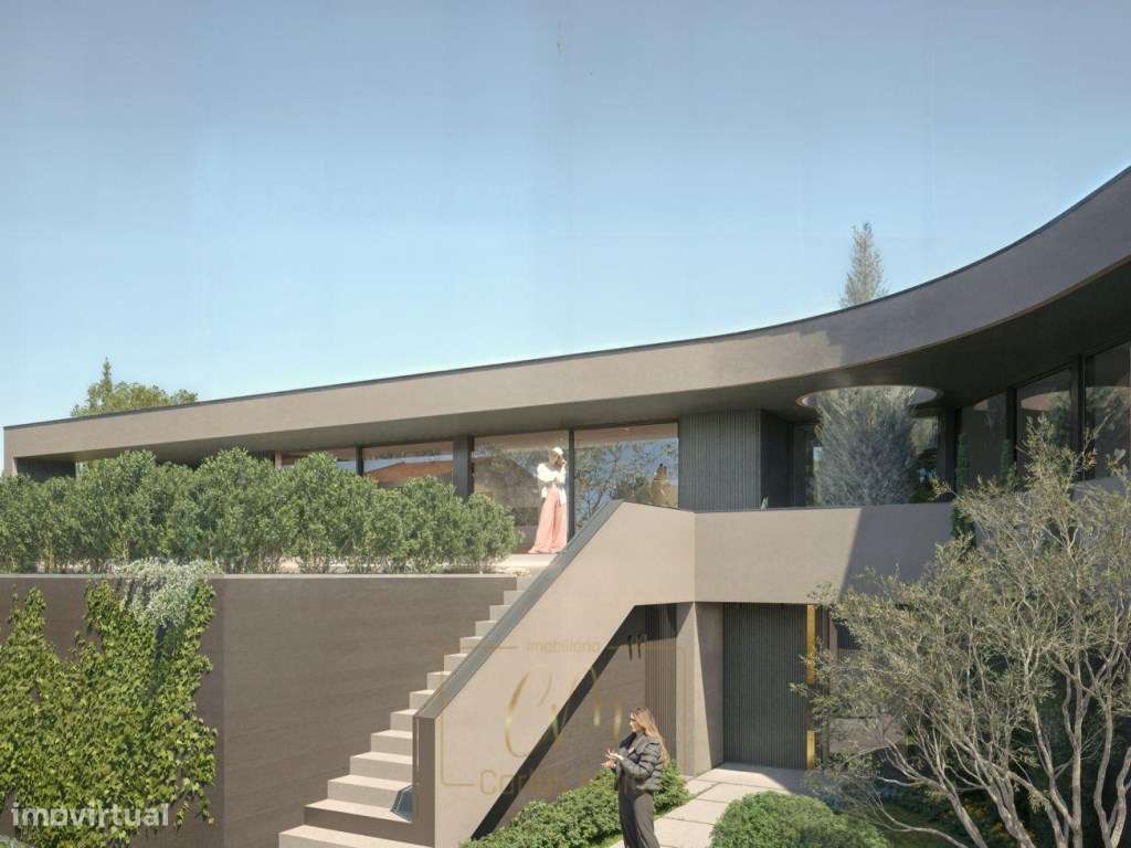 Moradia isolada T4, com garagem para 8 carros (em construção)-15