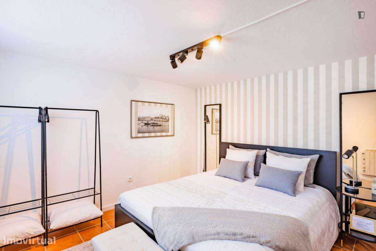 Estúdio - localizado em Vila nova de gaia - Grande imagem: 2/19