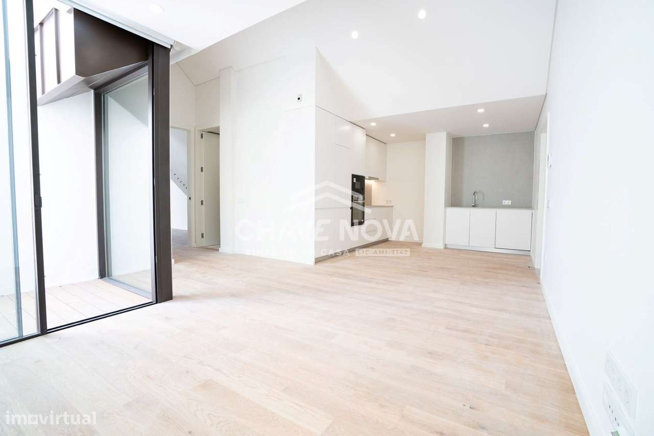 PS - Apartamento T2 com vista MAR, no centro de Espinho! - Grande imagem: 3/21