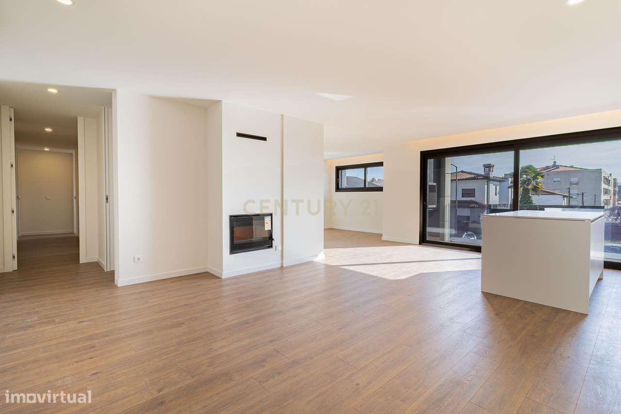 Apartamento T3 Novo com 3 Suítes e Garagem Dupla – Vila de Prado (Vila - Grande imagem: 4/20