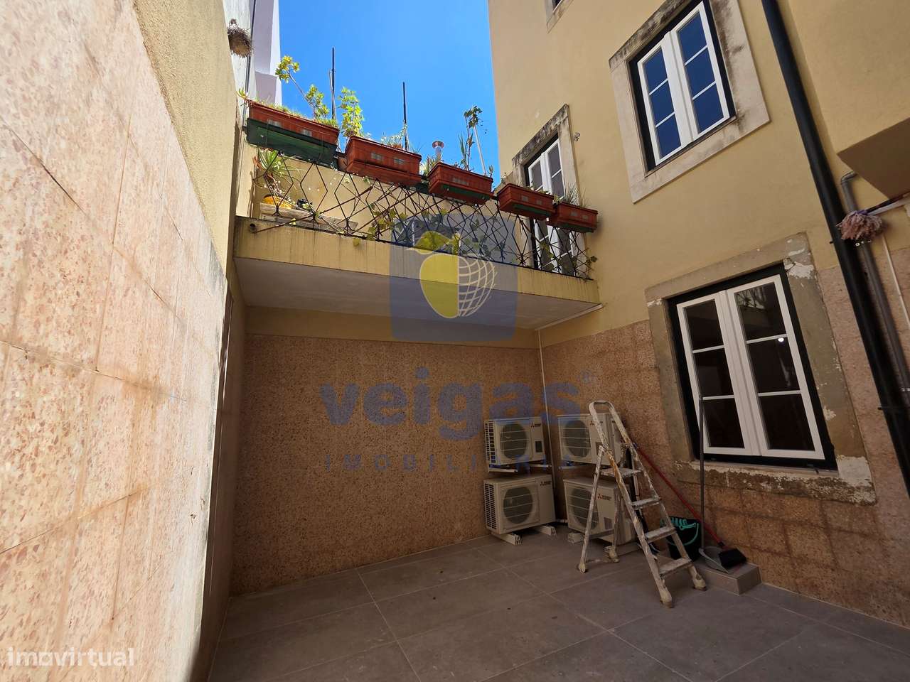 Apartamento T2 na Misericórdia-55