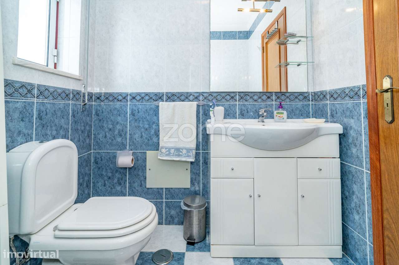 Apartamento T3+Garagem e Arrumo-31