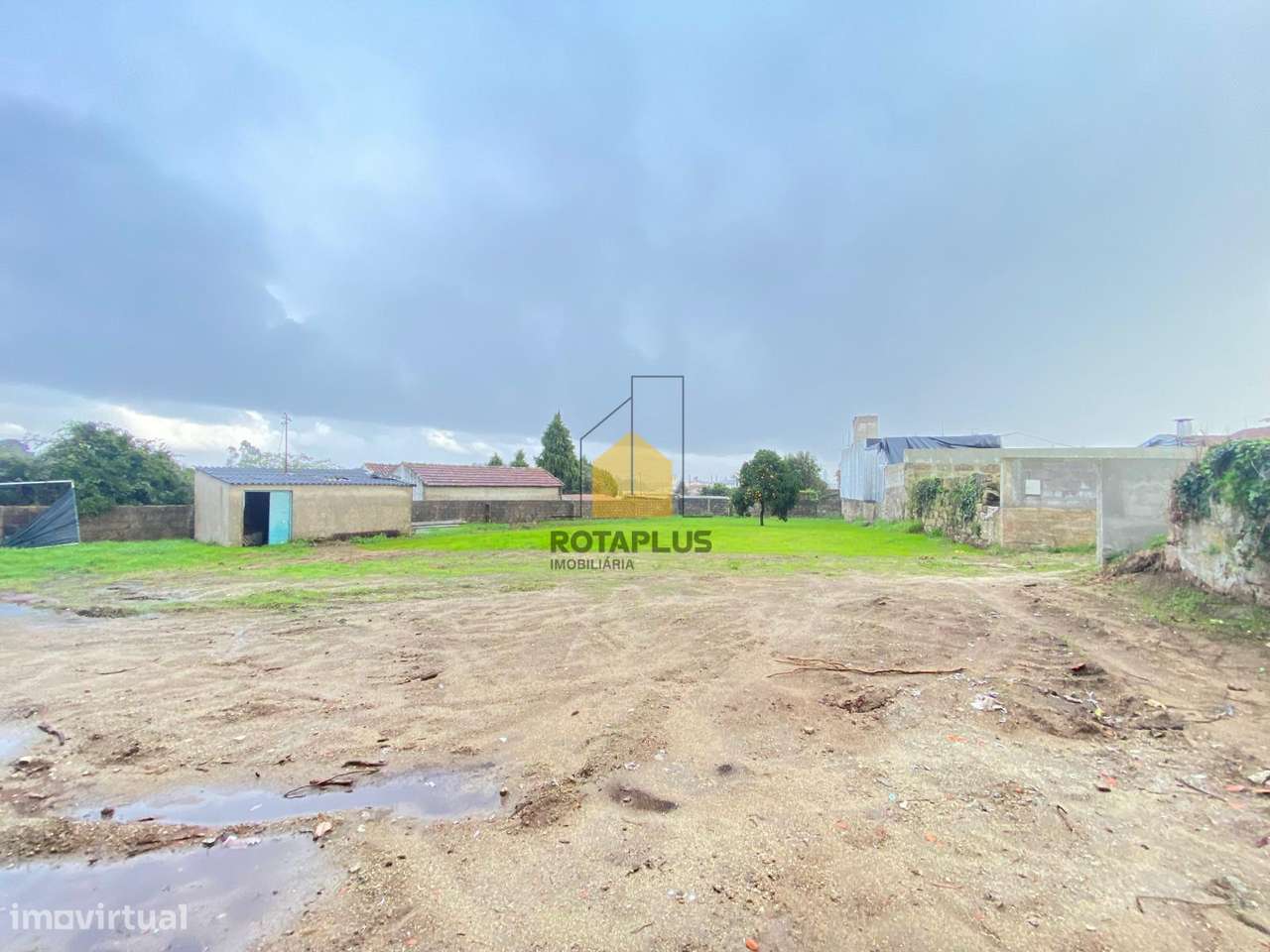 Moradia com terreno Castêlo da Maia-4