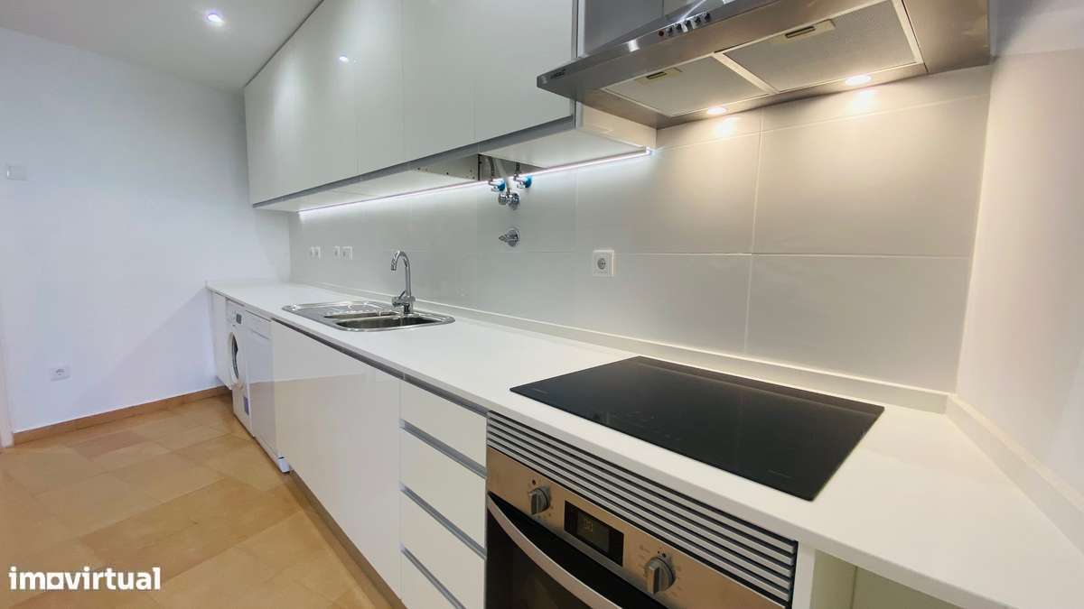 T2 Remodelado com Pátio | Muita Luz | Lapa – Entrada Imediata - Grande imagem: 5/13