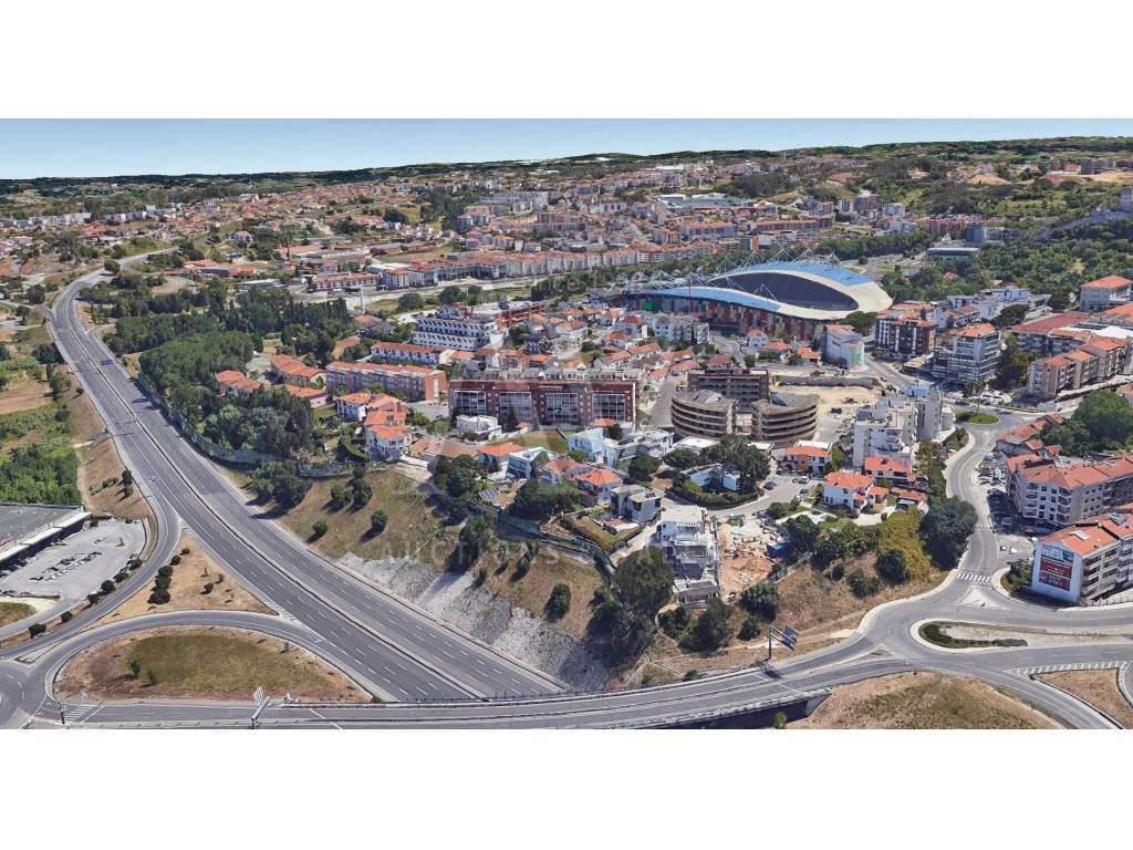 T3- Condomínio fechado , piscina aquecida, parque infantil, em Leiria-15