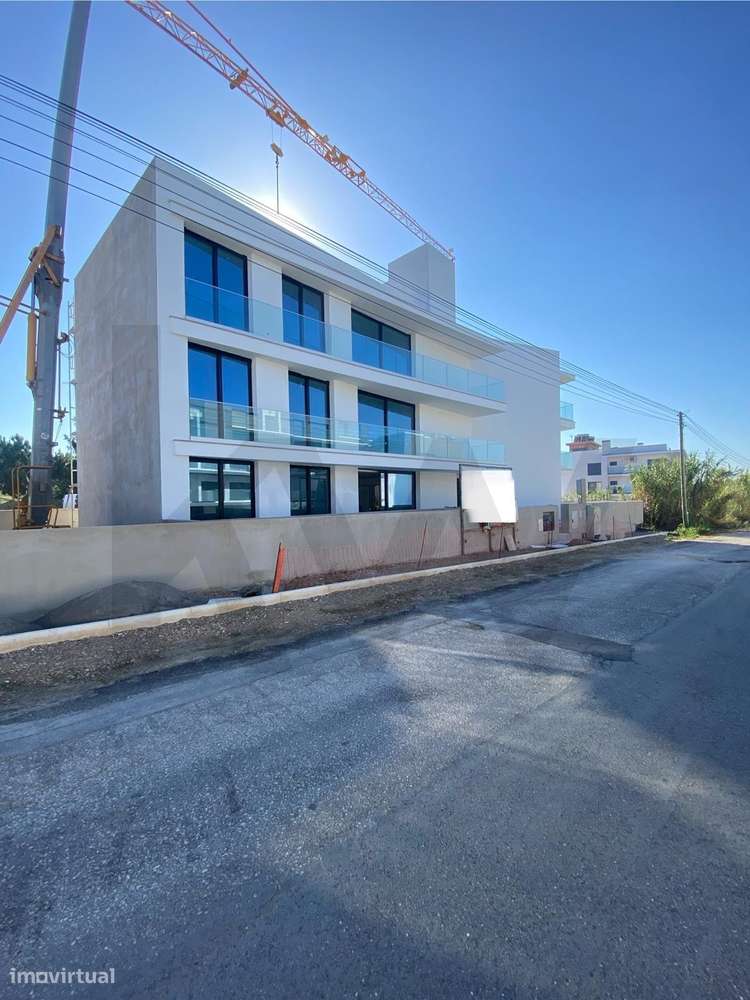 Pederneira | Nazaré :: T2 com Terraço, Piscina no Rooftop e Vista Mar! - Grande imagem: 2/39